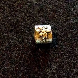 Discontinued Poinsettia Pandora Charm